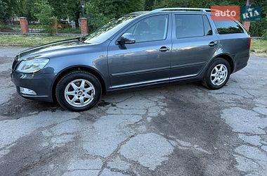 Универсал Skoda Octavia 2011 в Полтаве