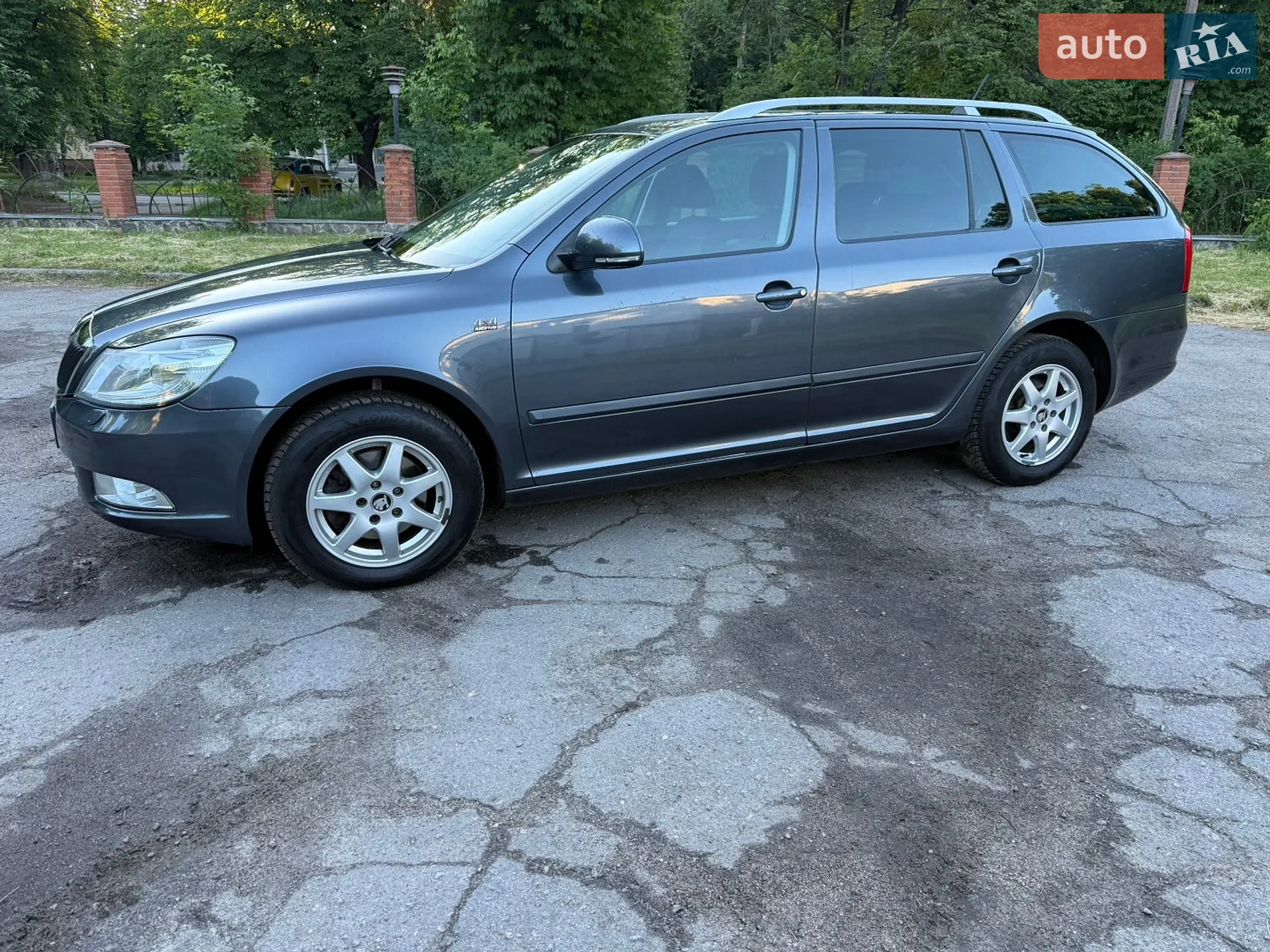 2011 Skoda Octavia - мініатюра 10