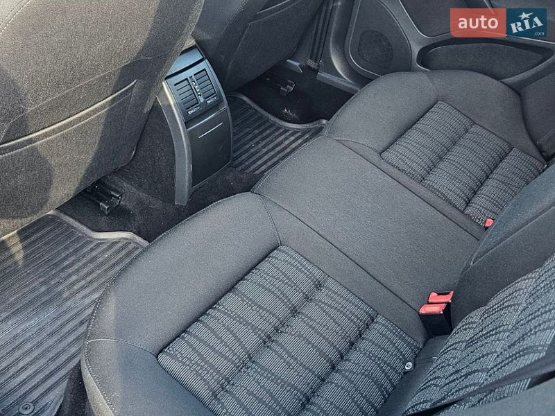 Универсал Skoda Octavia 2010 в Луцке