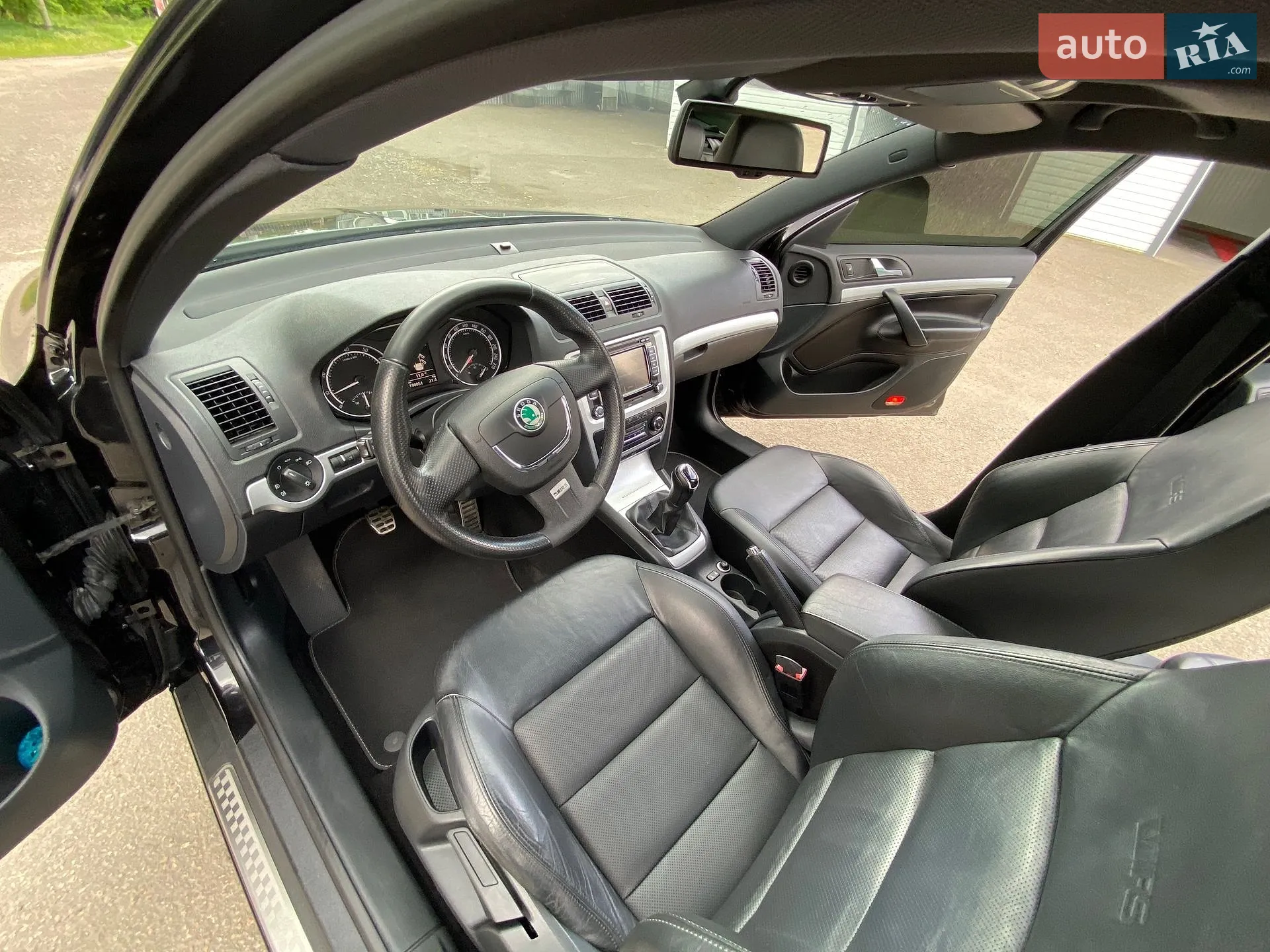 2011 Skoda Octavia - мініатюра 12