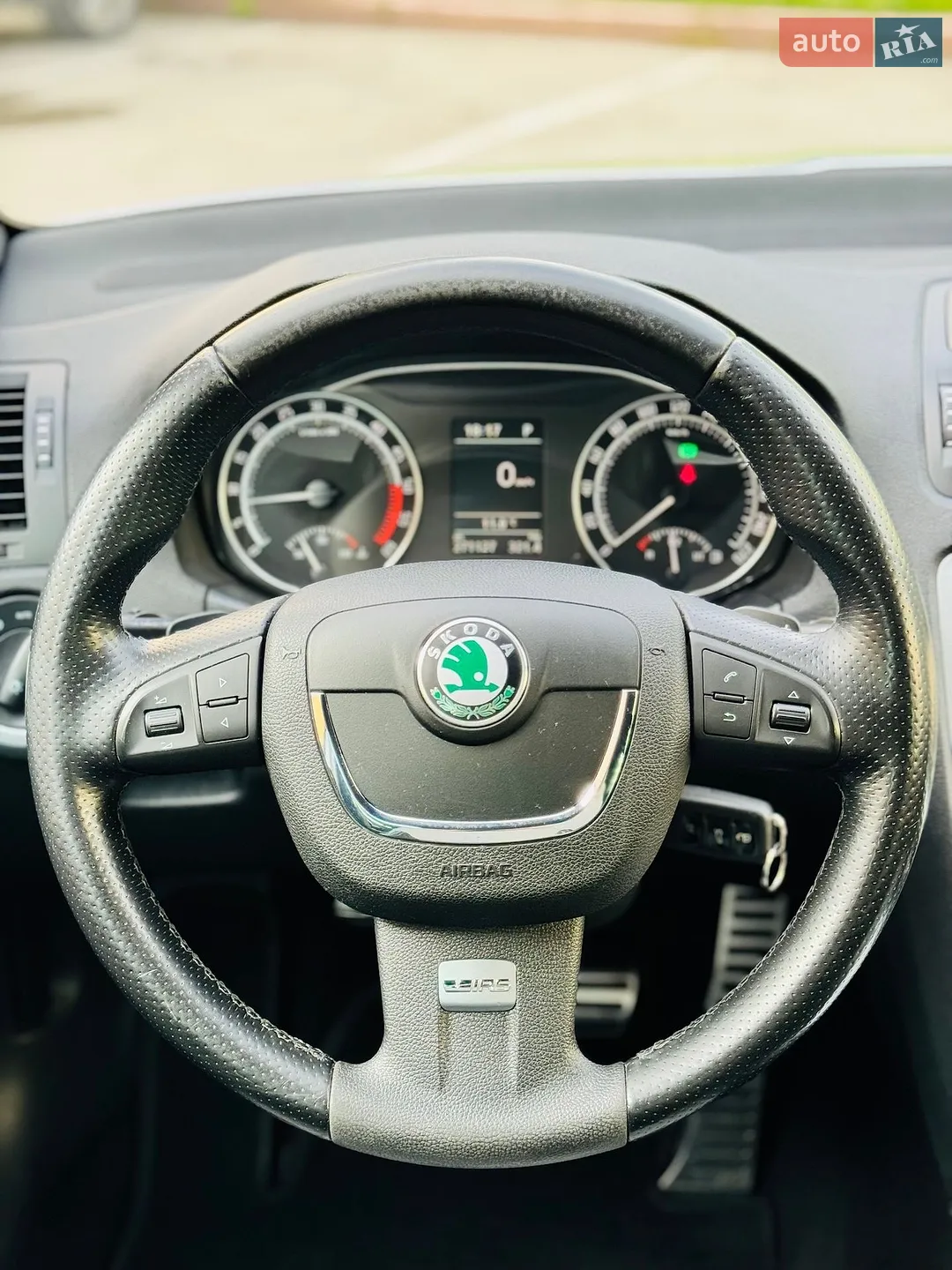 2010 Skoda Octavia - мініатюра 38