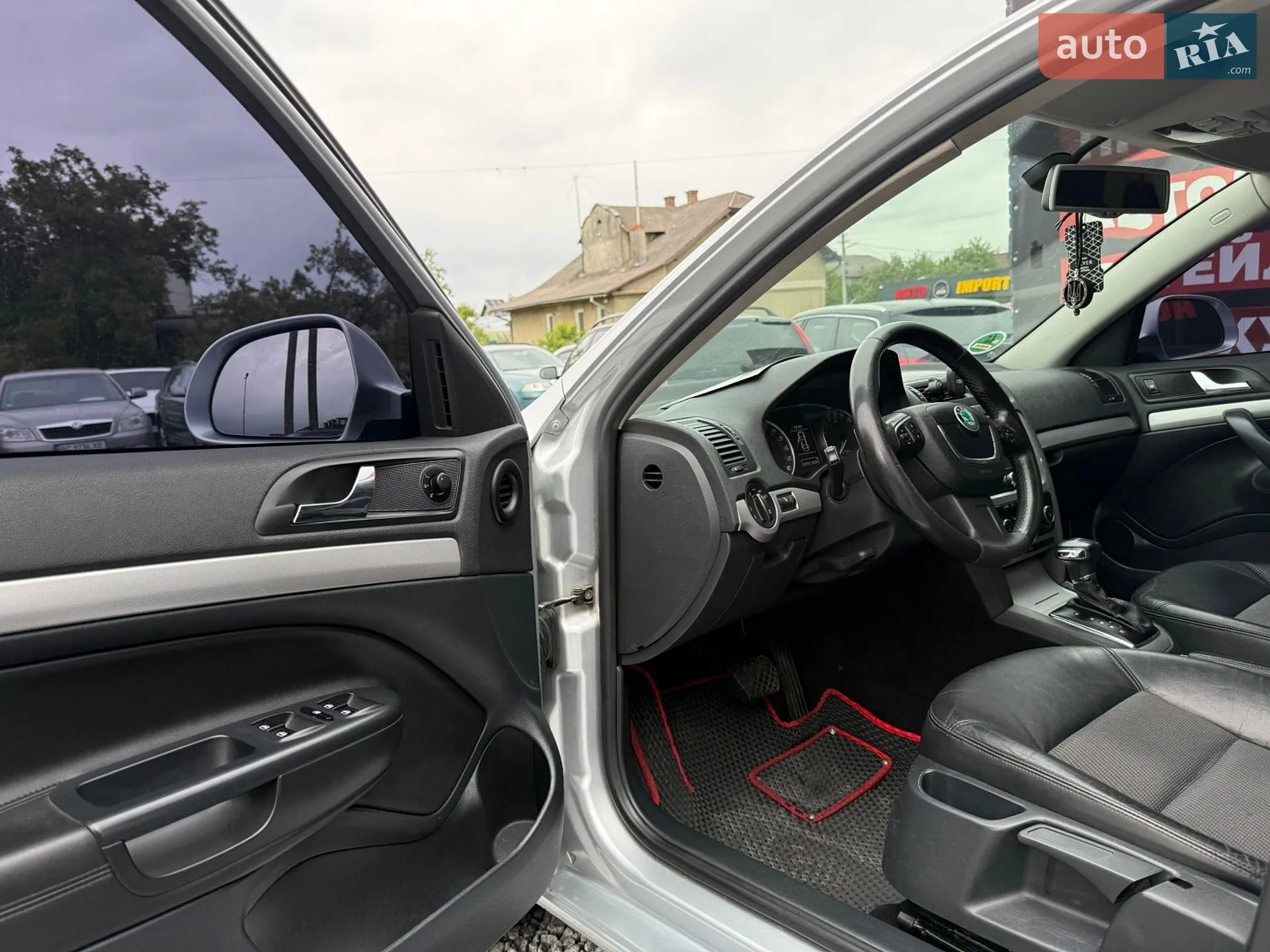 2012 Skoda Octavia - мініатюра 17