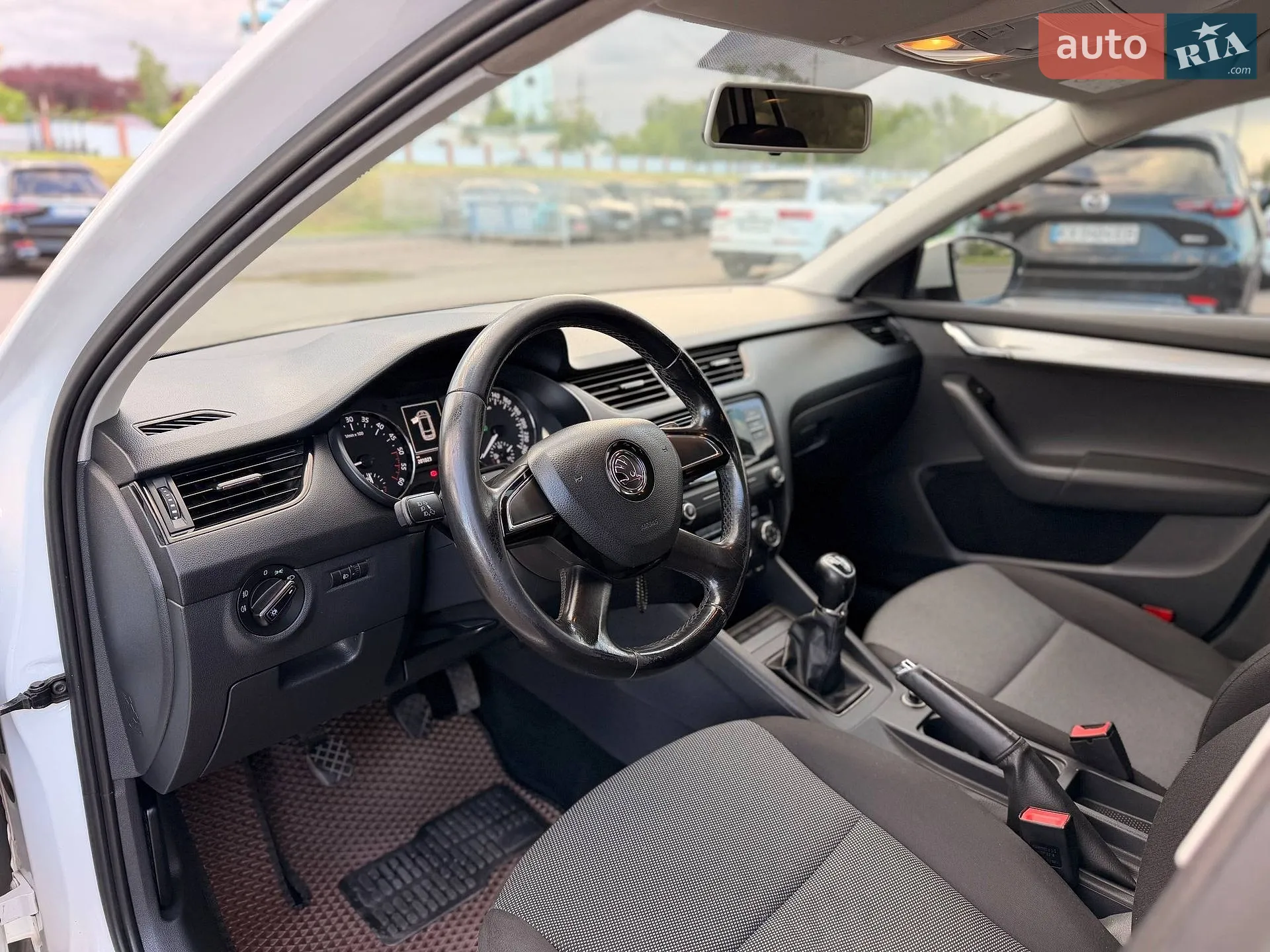 2015 Skoda Octavia - мініатюра 41