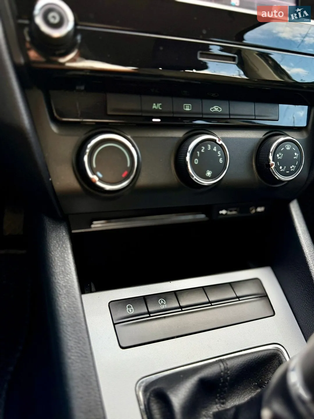 2014 Skoda Octavia - мініатюра 19