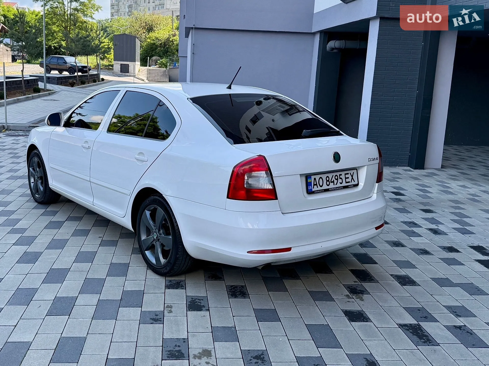 2011 Skoda Octavia - мініатюра 10