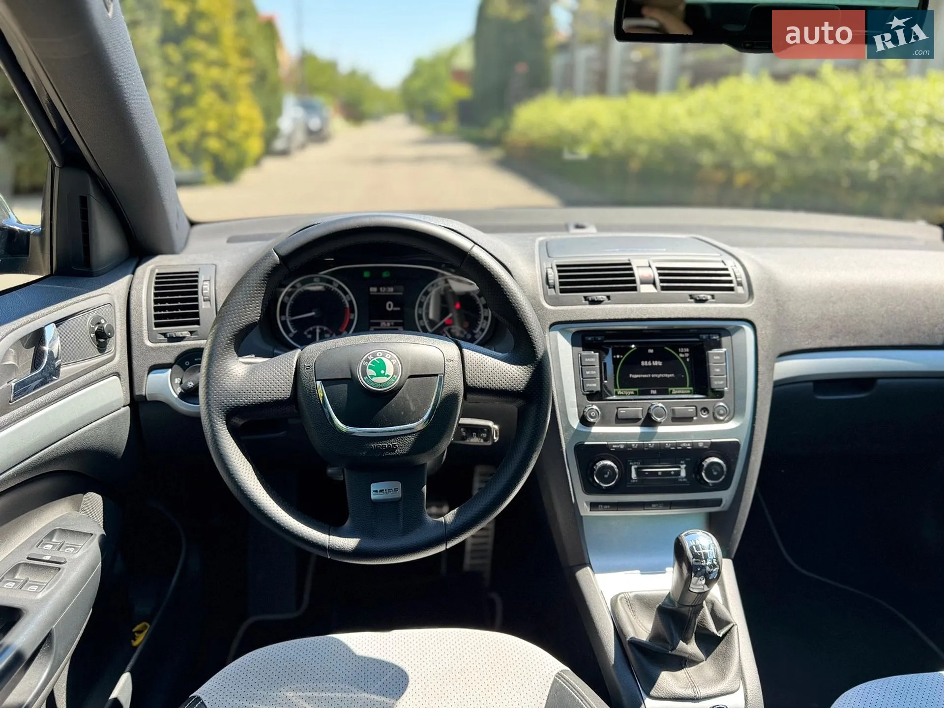 2010 Skoda Octavia - мініатюра 80