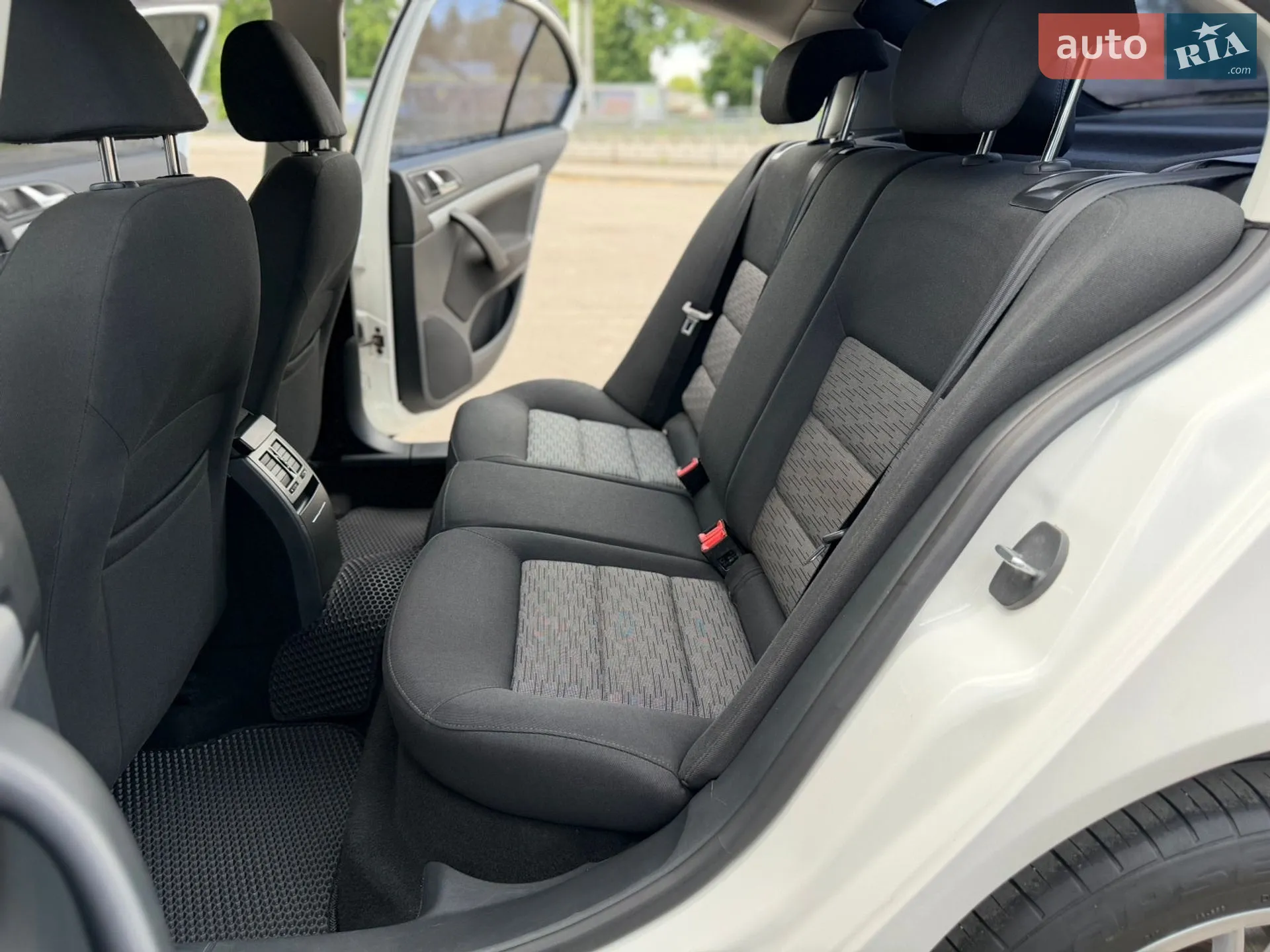 2013 Skoda Octavia - мініатюра 21
