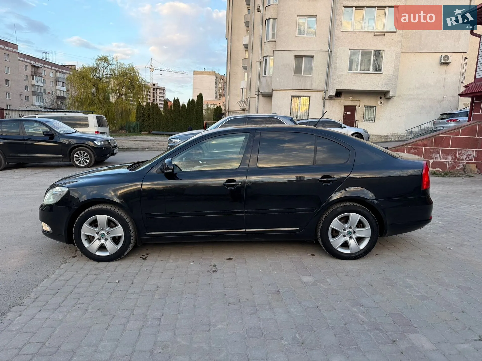 2011 Skoda Octavia - мініатюра 2