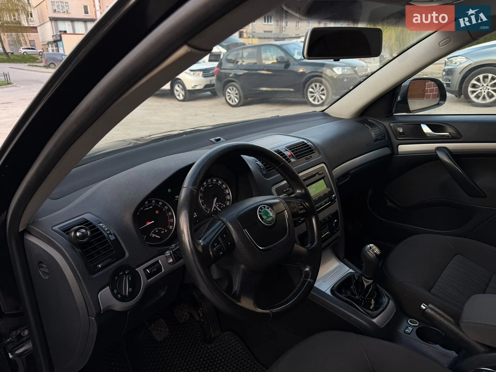 2011 Skoda Octavia - мініатюра 16