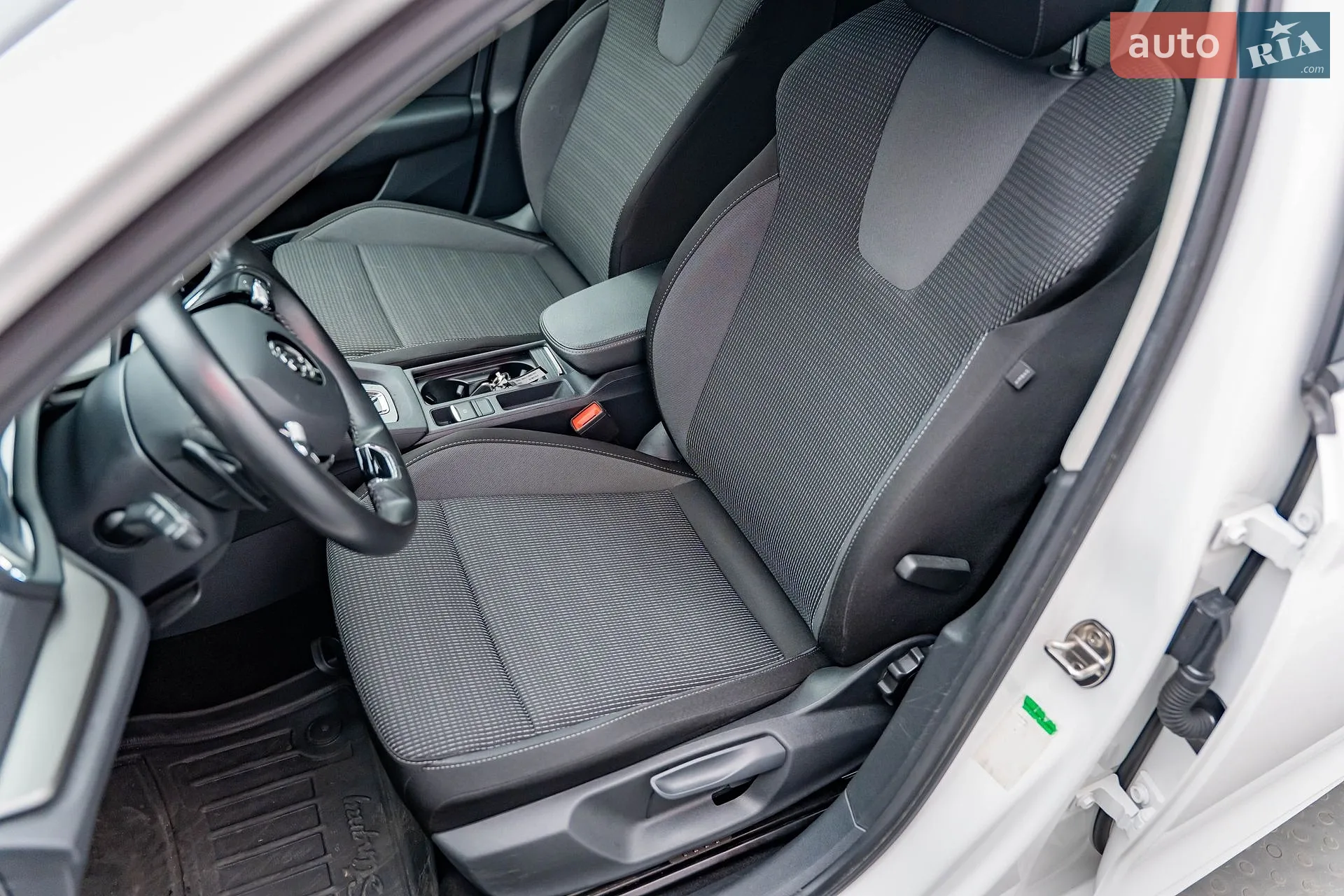 2020 Skoda Octavia - мініатюра 9