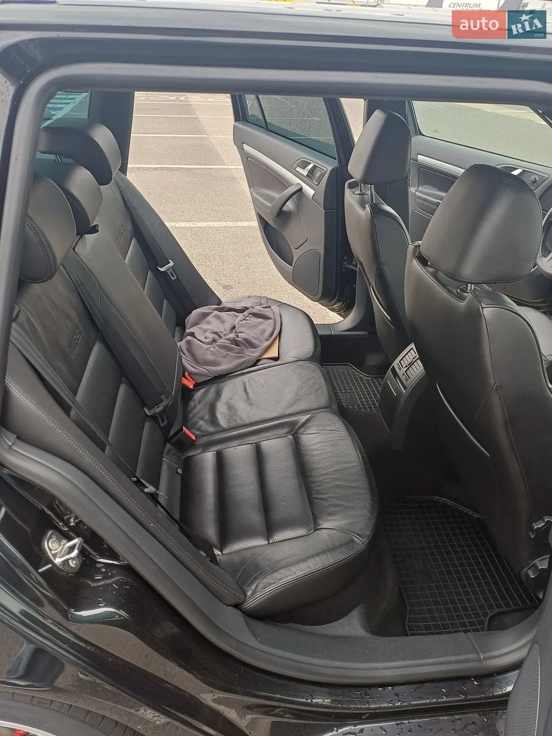 2011 Skoda Octavia - мініатюра 19
