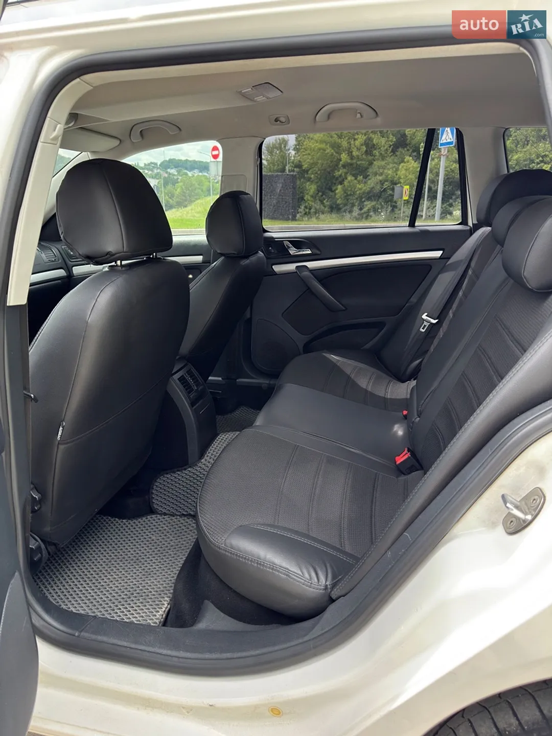 2012 Skoda Octavia - мініатюра 22