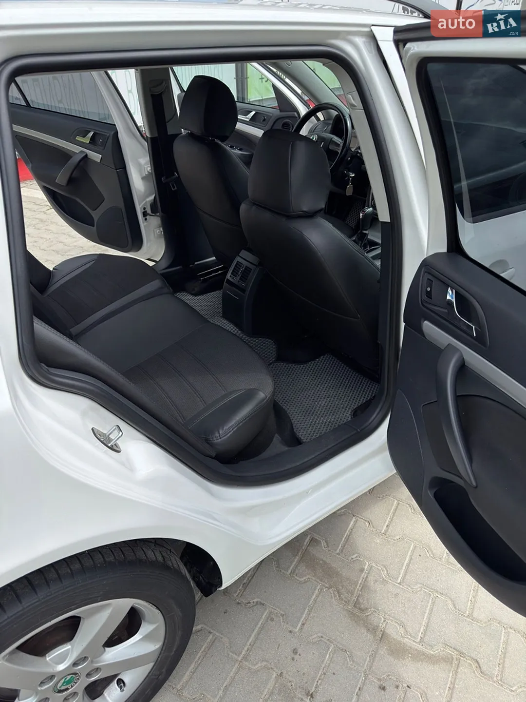 2012 Skoda Octavia - мініатюра 25