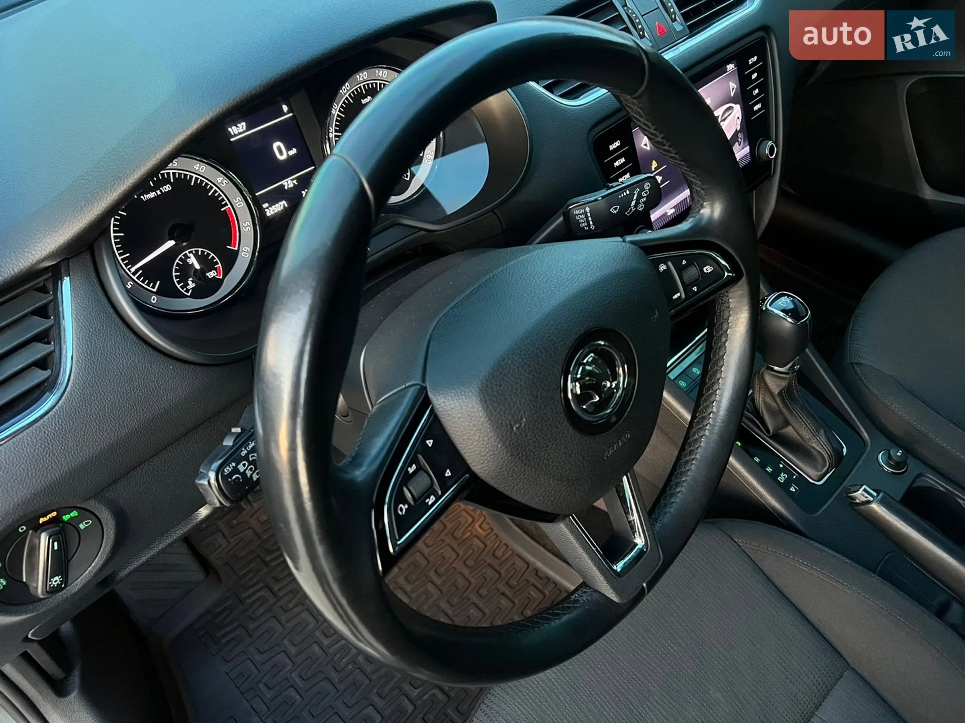 2019 Skoda Octavia - мініатюра 37