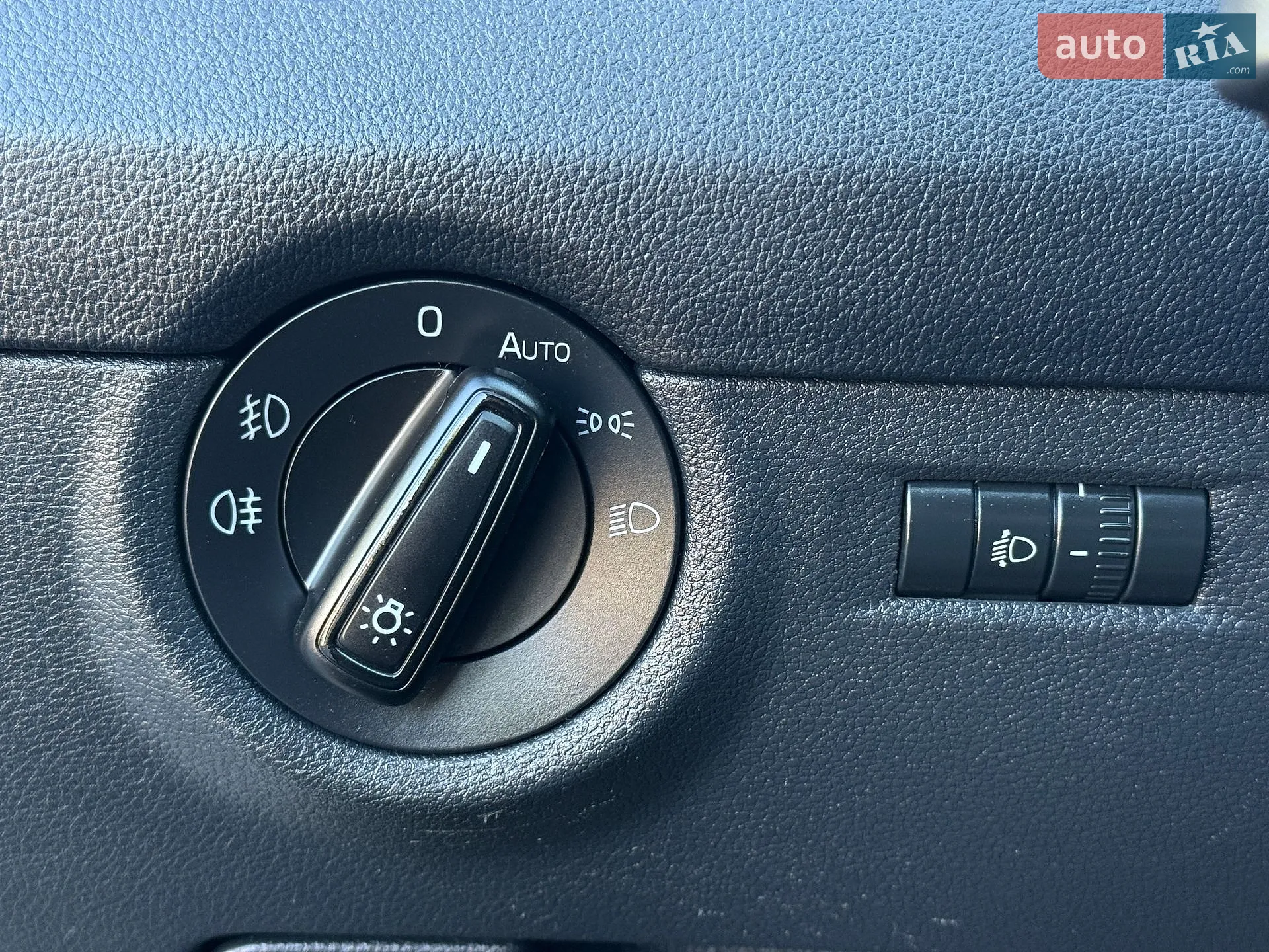 2013 Skoda Octavia - мініатюра 57