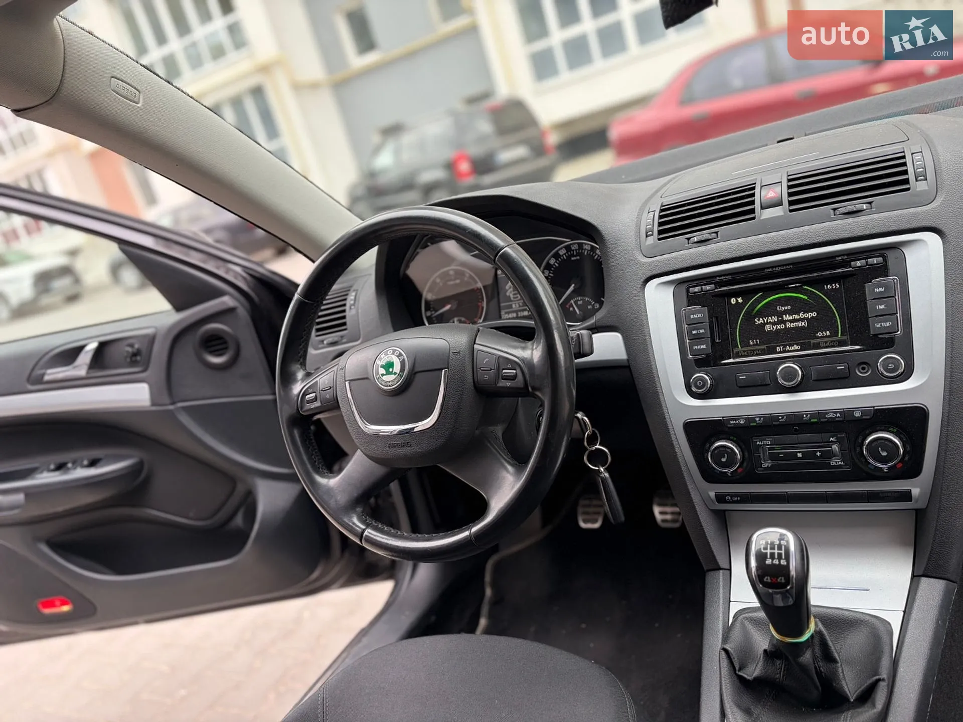 2011 Skoda Octavia - мініатюра 19