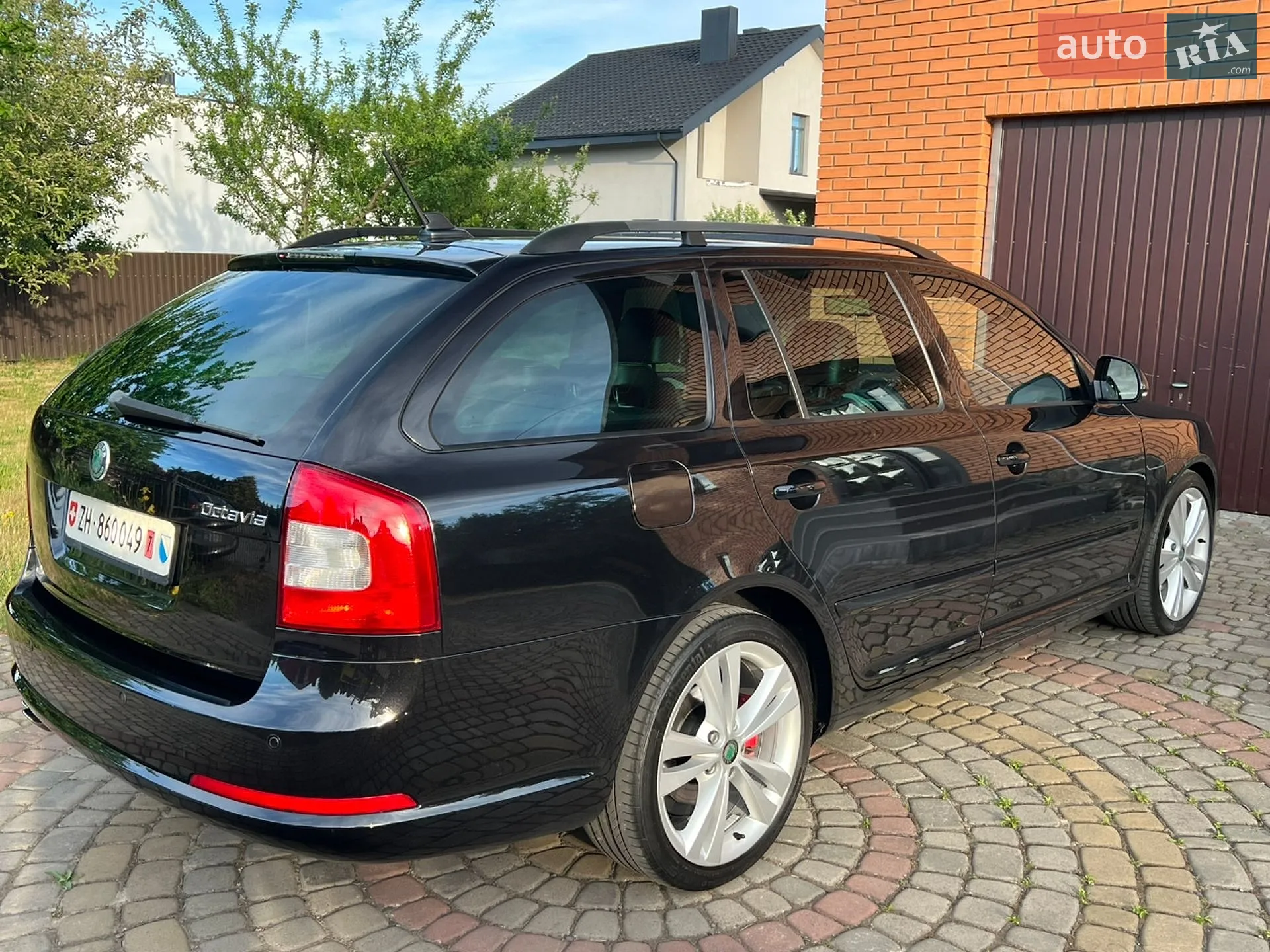 2010 Skoda Octavia - мініатюра 22