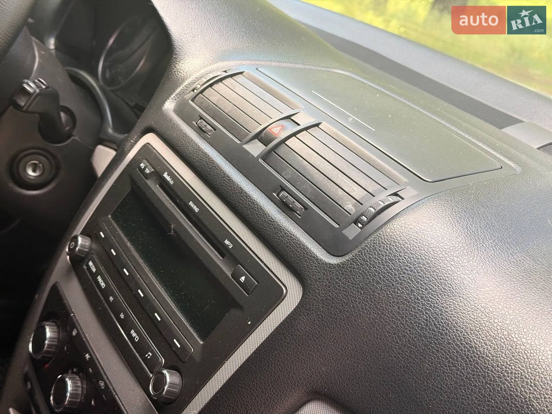 2011 Skoda Octavia - мініатюра 45