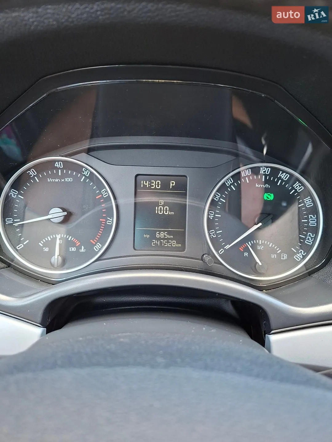 2011 Skoda Octavia - мініатюра 13