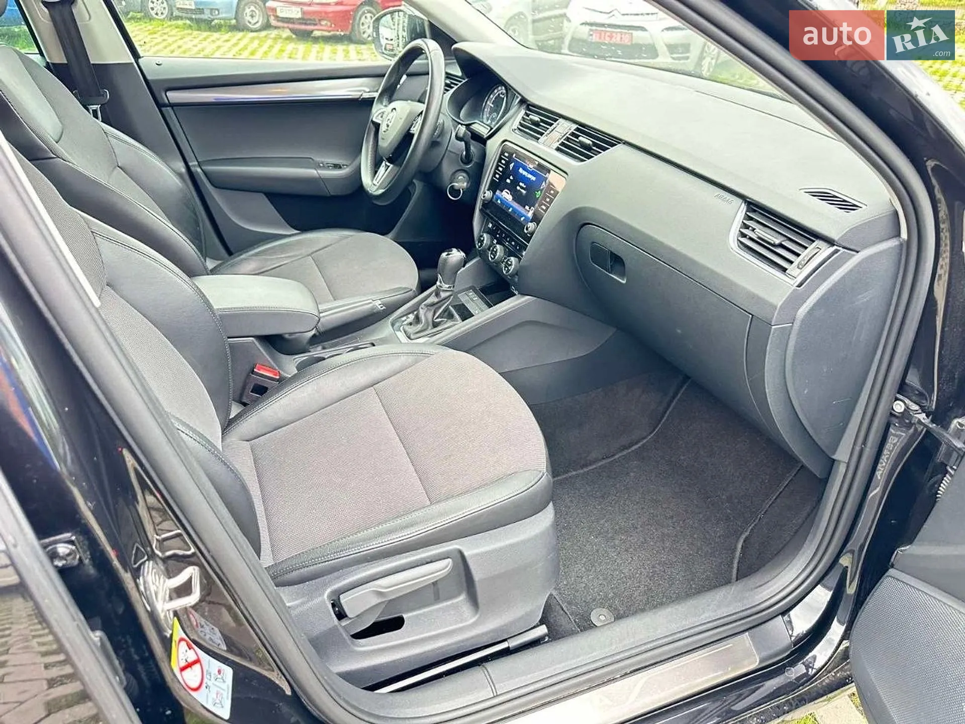 2018 Skoda Octavia - мініатюра 13