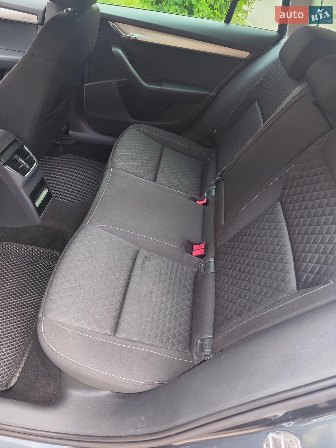 2015 Skoda Octavia - мініатюра 23