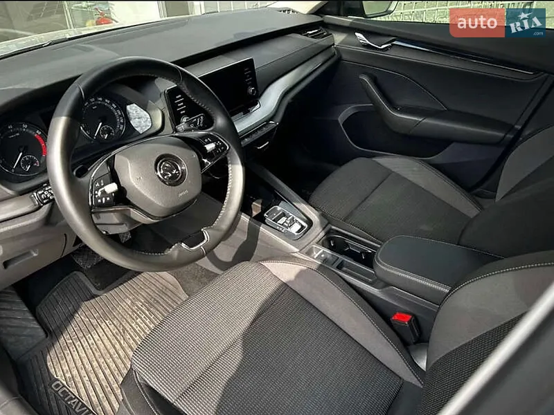 Skoda Octavia 2020 VIN TMBAC4NX4MY041120 фото оголошення 12 з 71