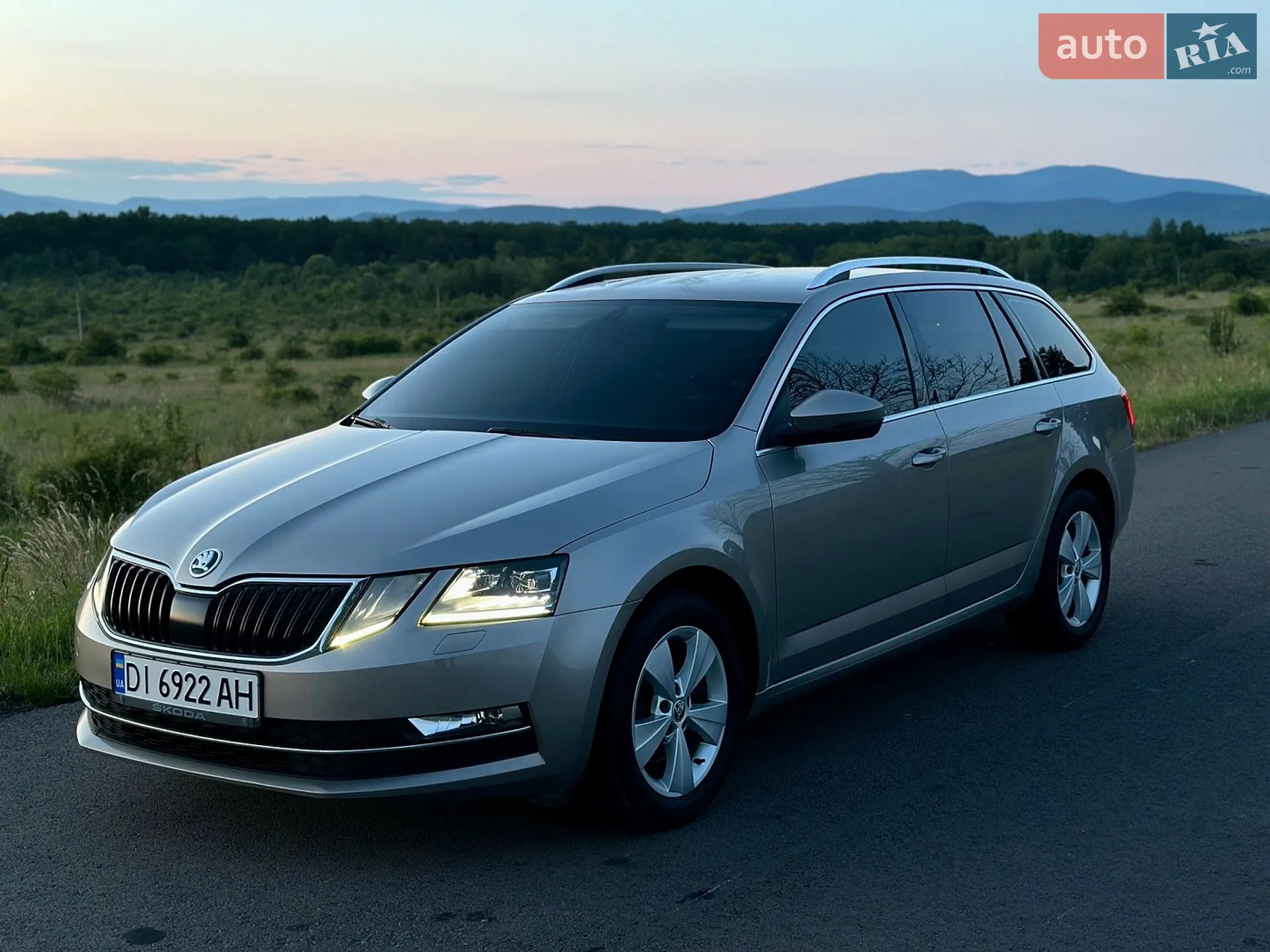 2019 Skoda Octavia - мініатюра 8