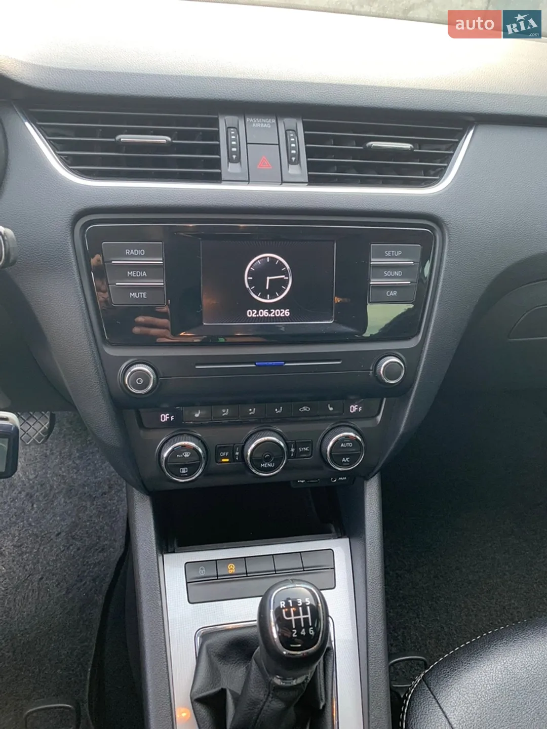 2016 Skoda Octavia - мініатюра 14