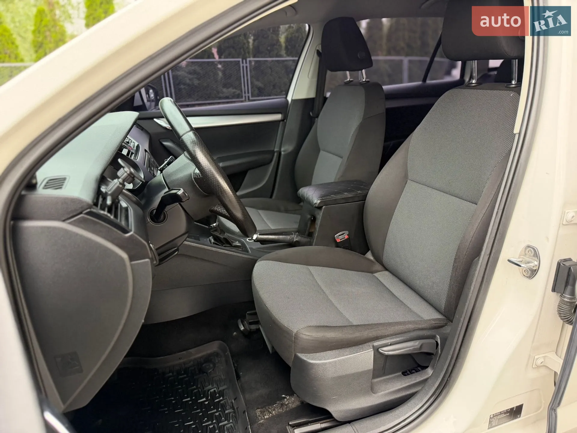 2013 Skoda Octavia - мініатюра 16