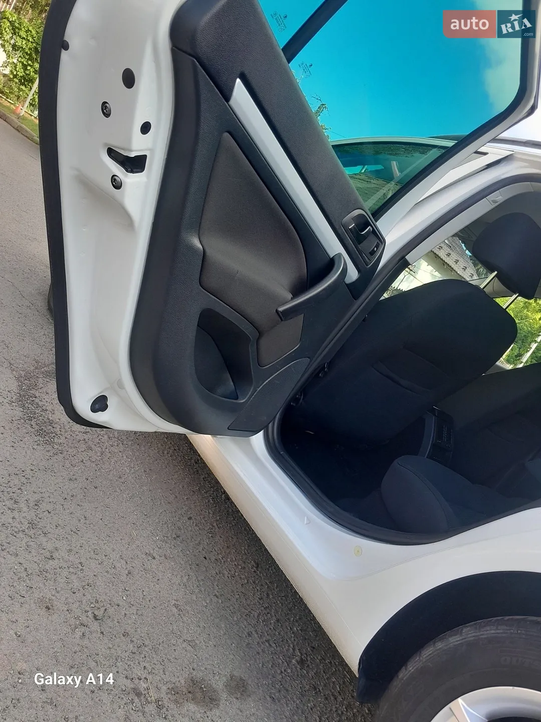 2011 Skoda Octavia - мініатюра 26