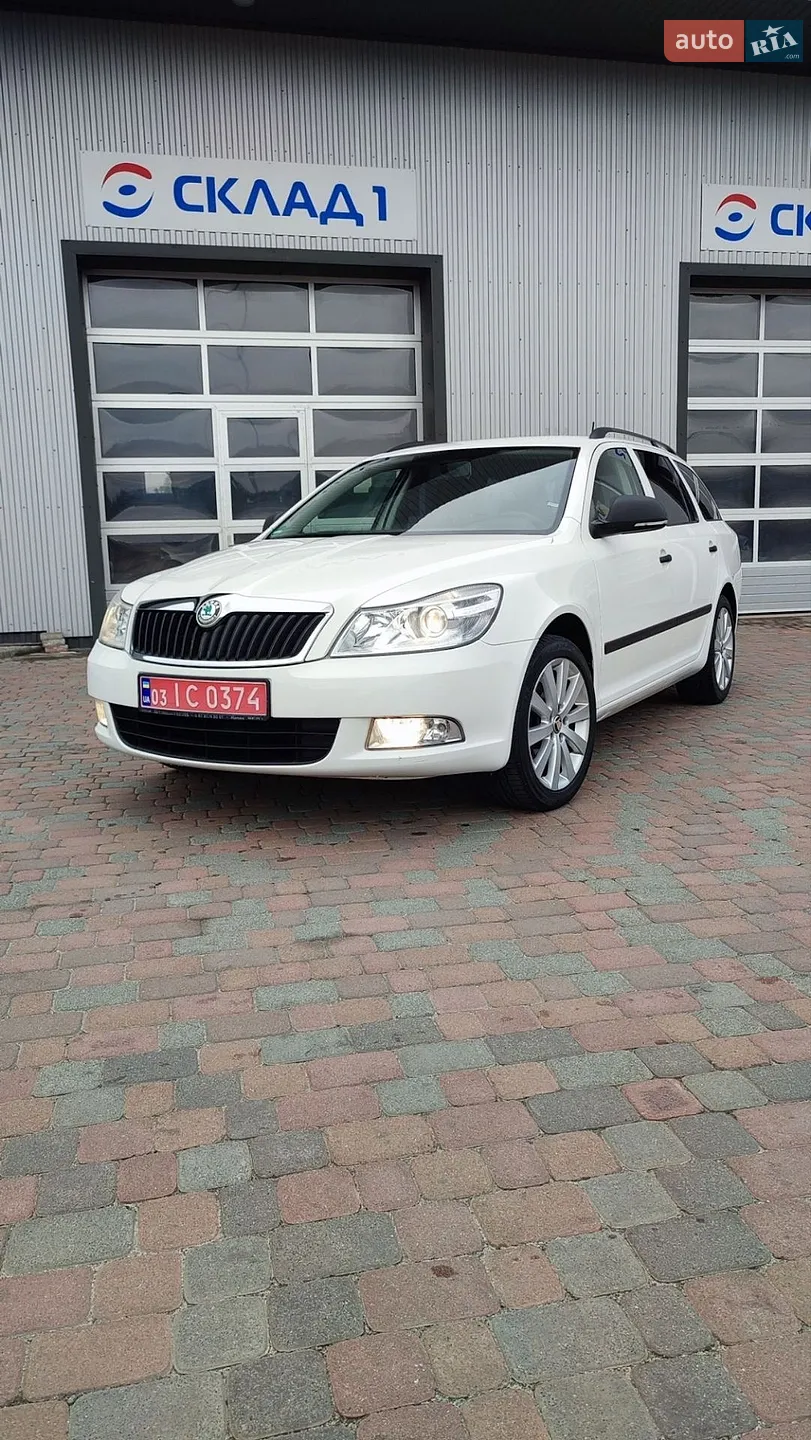 2011 Skoda Octavia - мініатюра 2