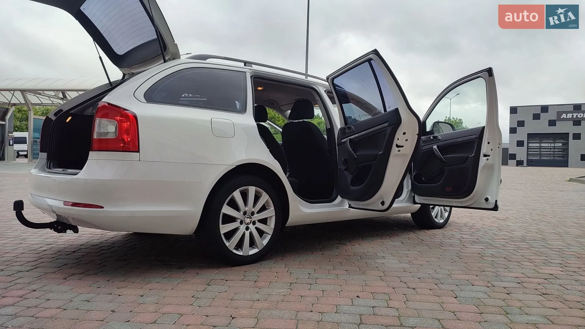 2011 Skoda Octavia - мініатюра 65
