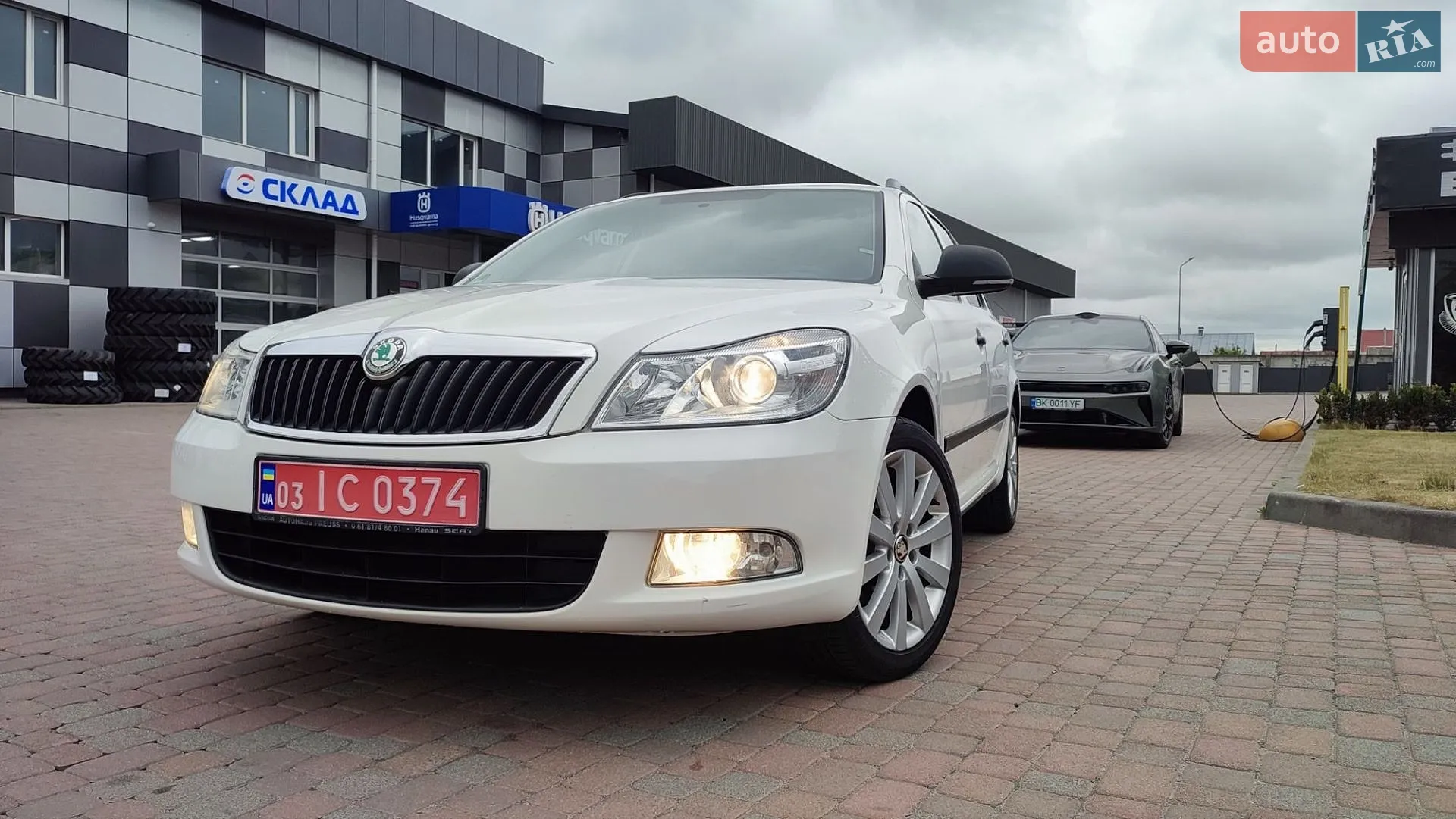 2011 Skoda Octavia - мініатюра 96