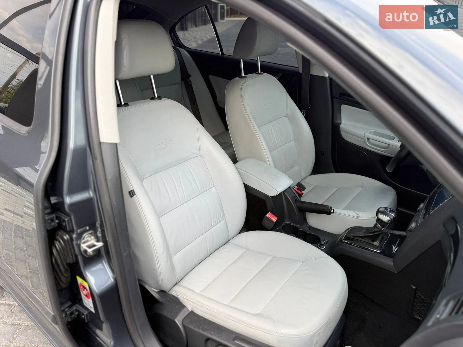 2010 Skoda Octavia - мініатюра 65