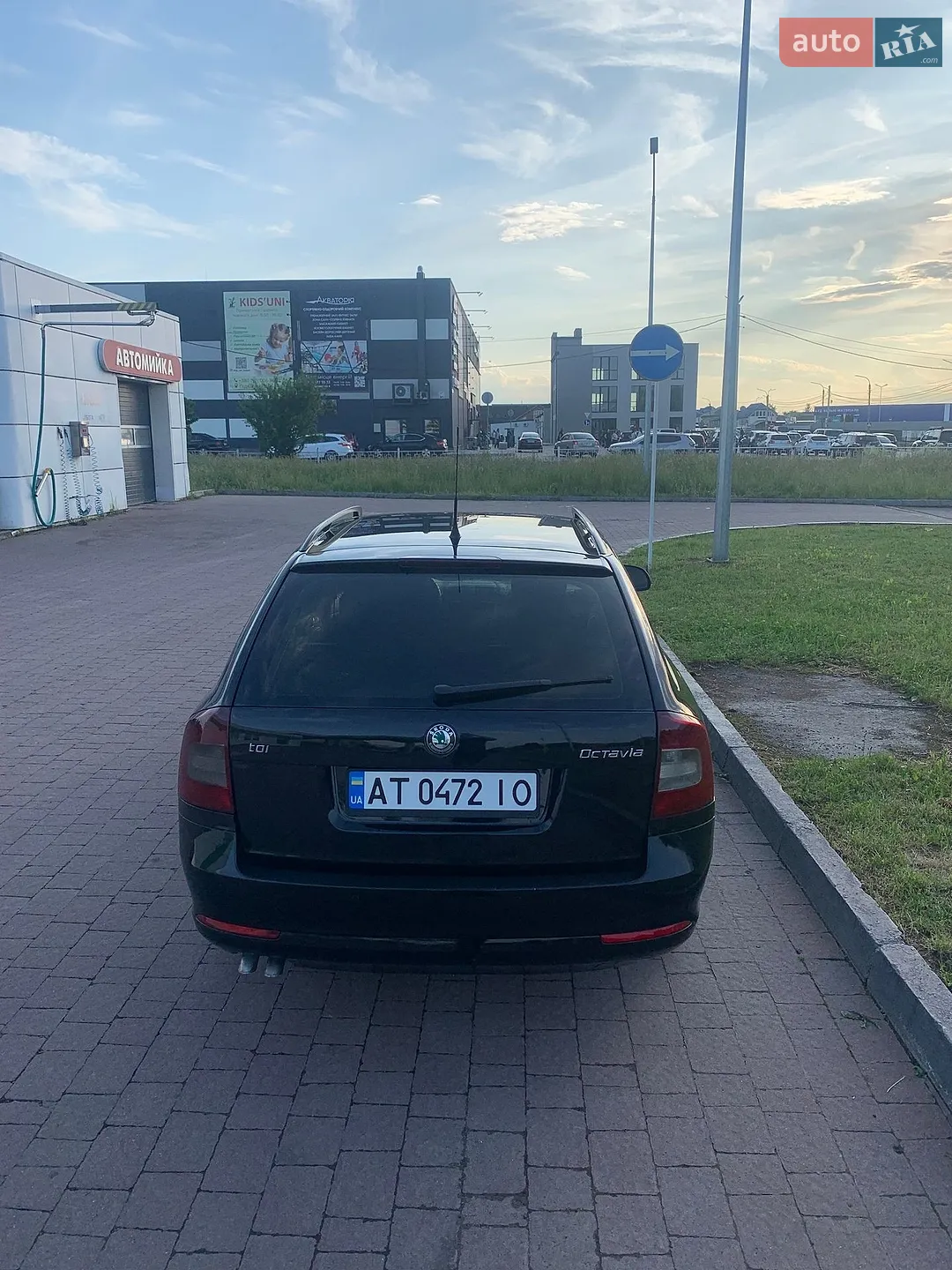 2010 Skoda Octavia - мініатюра 8