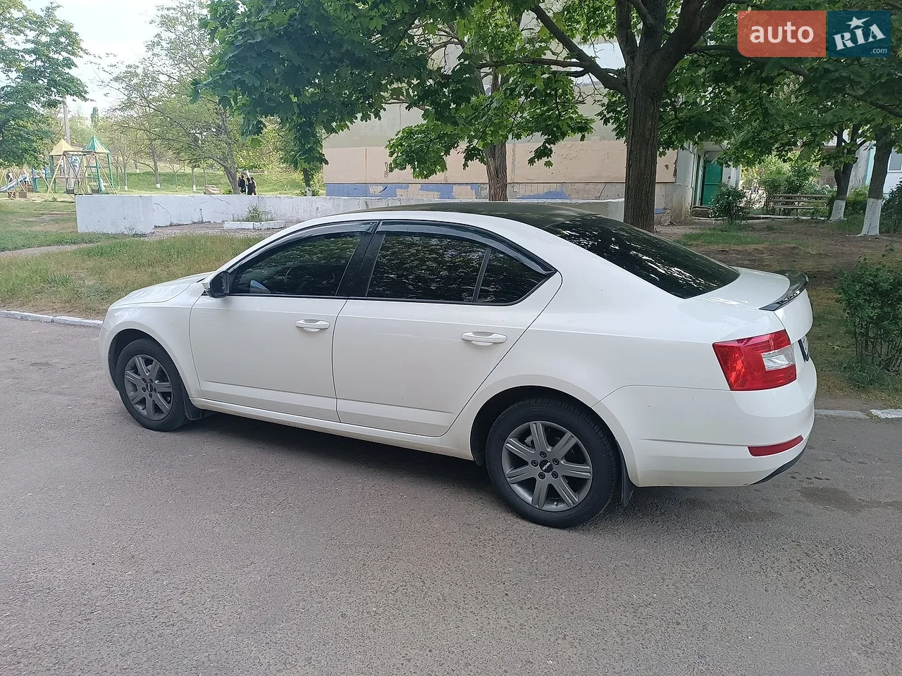 2016 Skoda Octavia - мініатюра 16