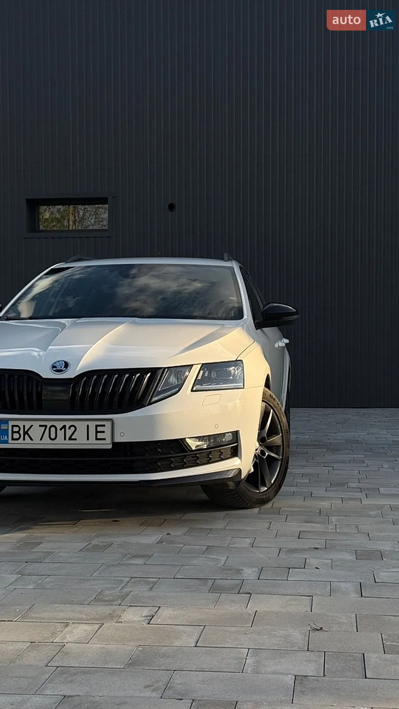 2019 Skoda Octavia - мініатюра 10