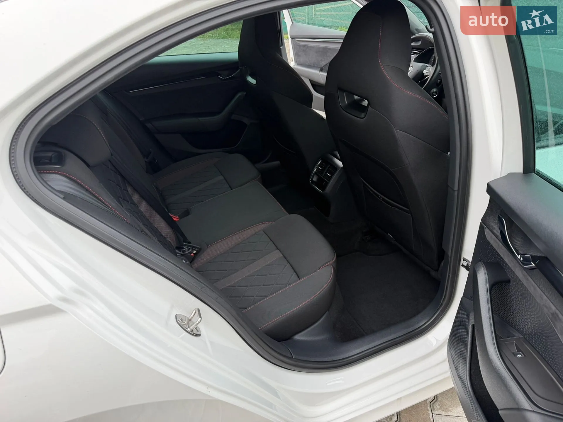 2021 Skoda Octavia - мініатюра 11