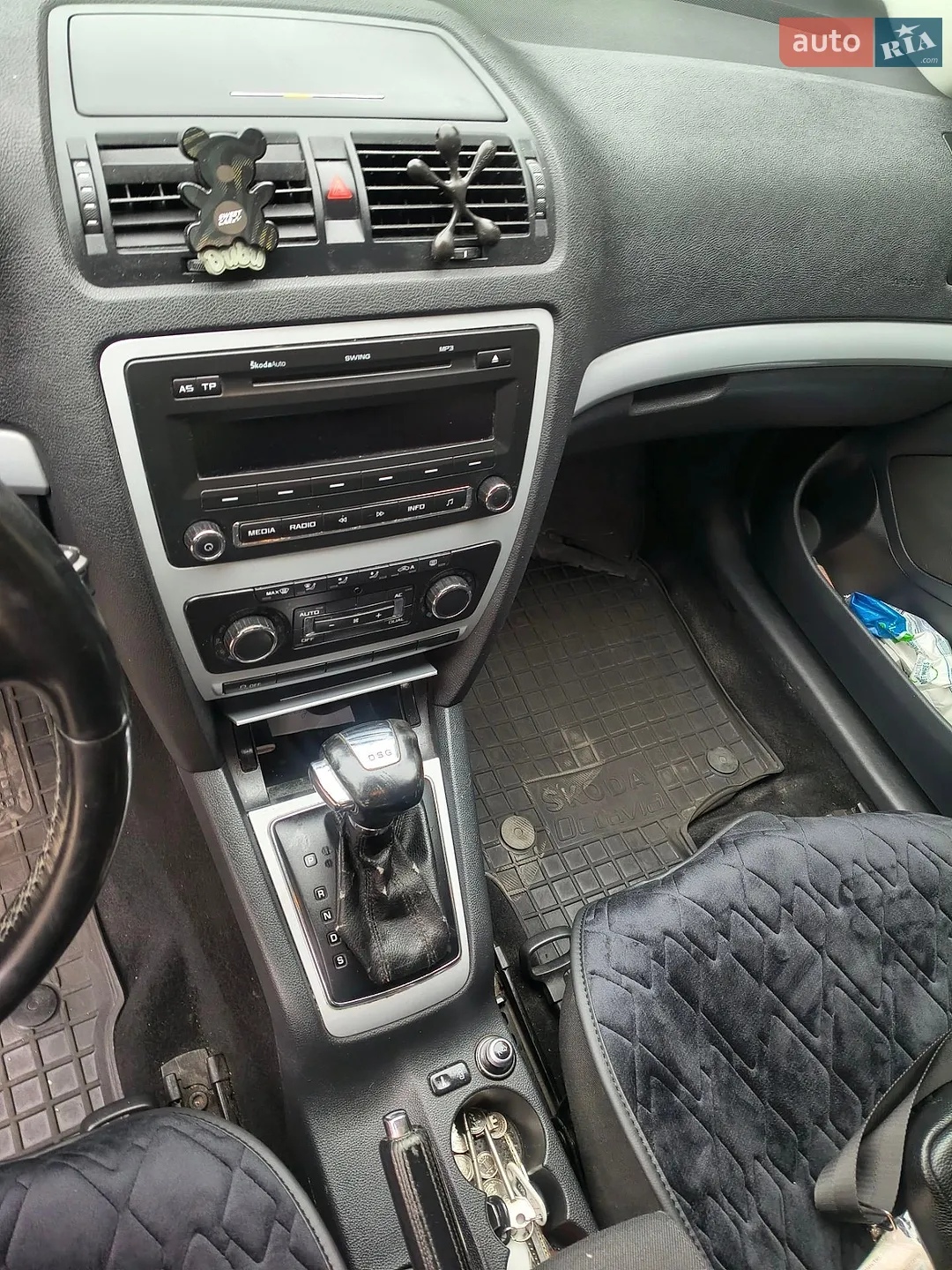 2010 Skoda Octavia - мініатюра 8