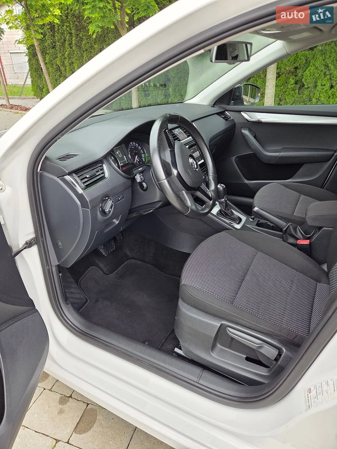 2014 Skoda Octavia - мініатюра 16