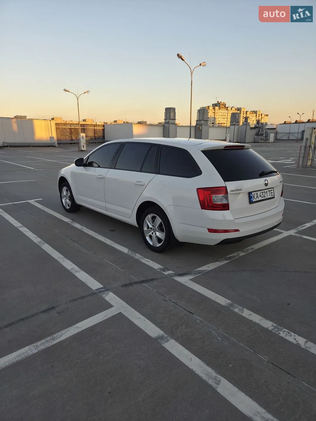 2016 Skoda Octavia - мініатюра 11
