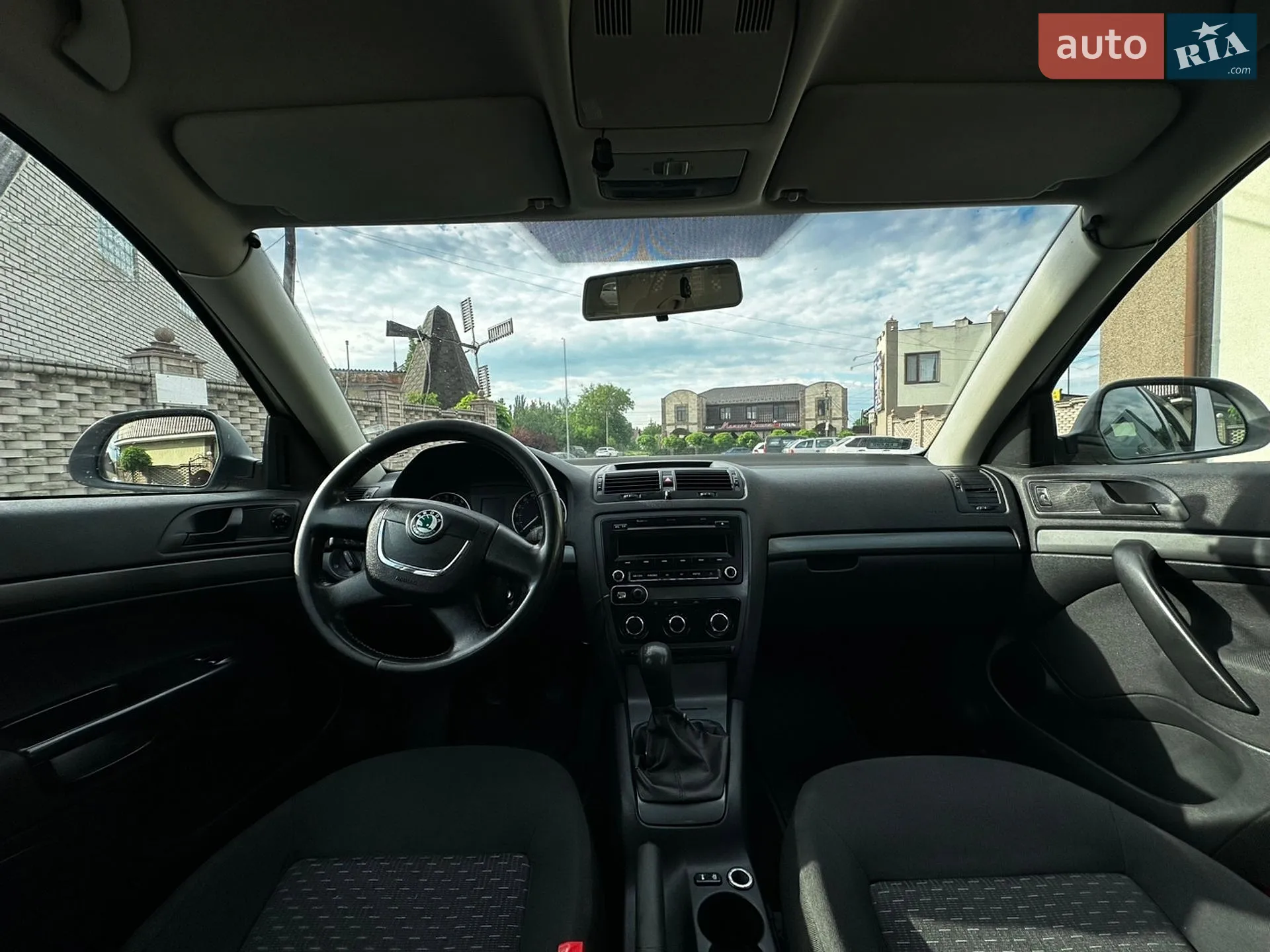 2011 Skoda Octavia - мініатюра 8