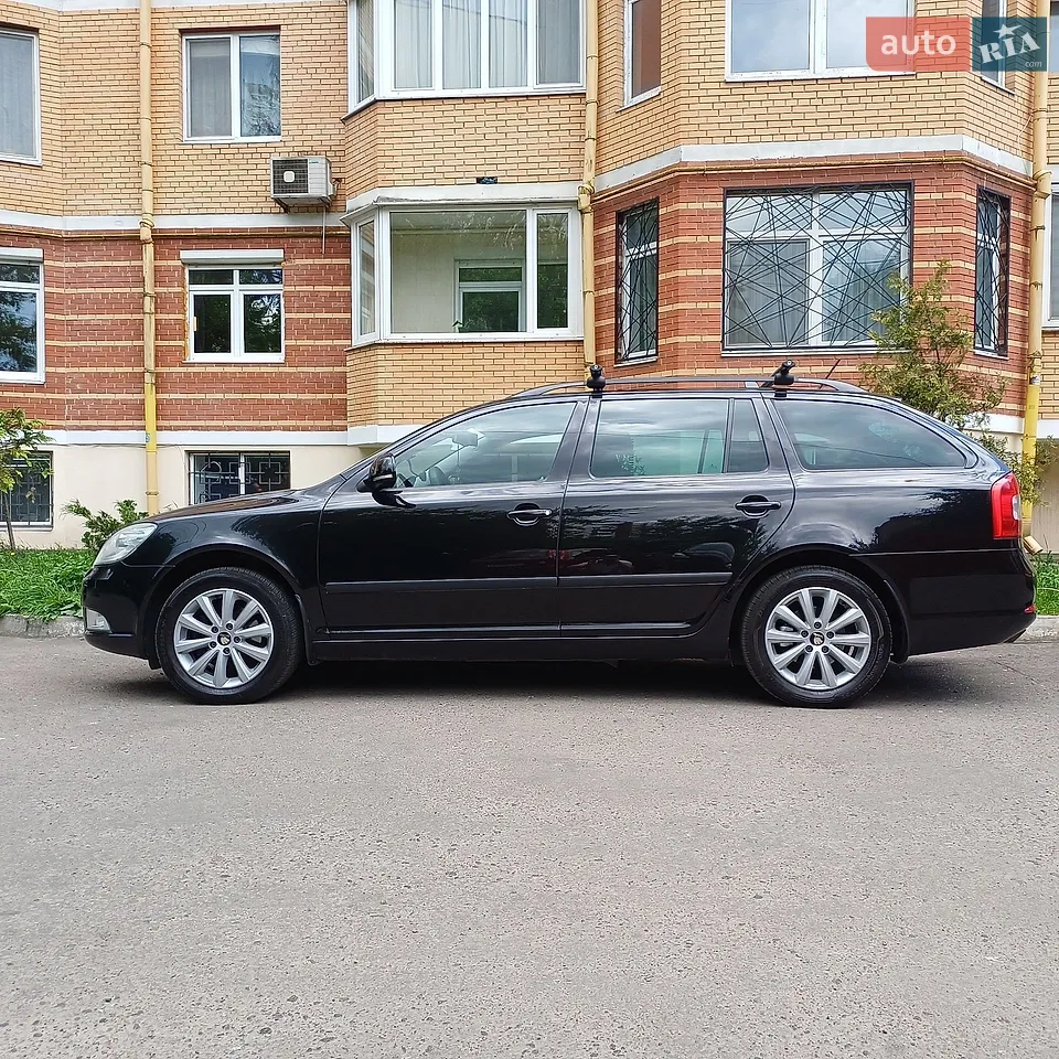 2010 Skoda Octavia - мініатюра 23