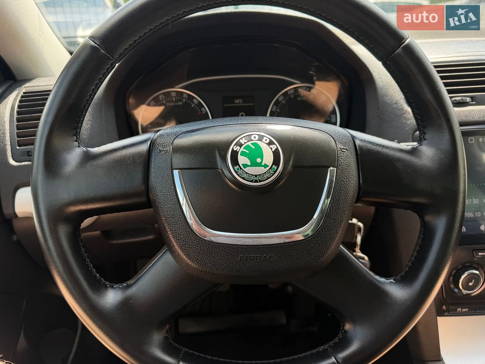 2010 Skoda Octavia - мініатюра 41