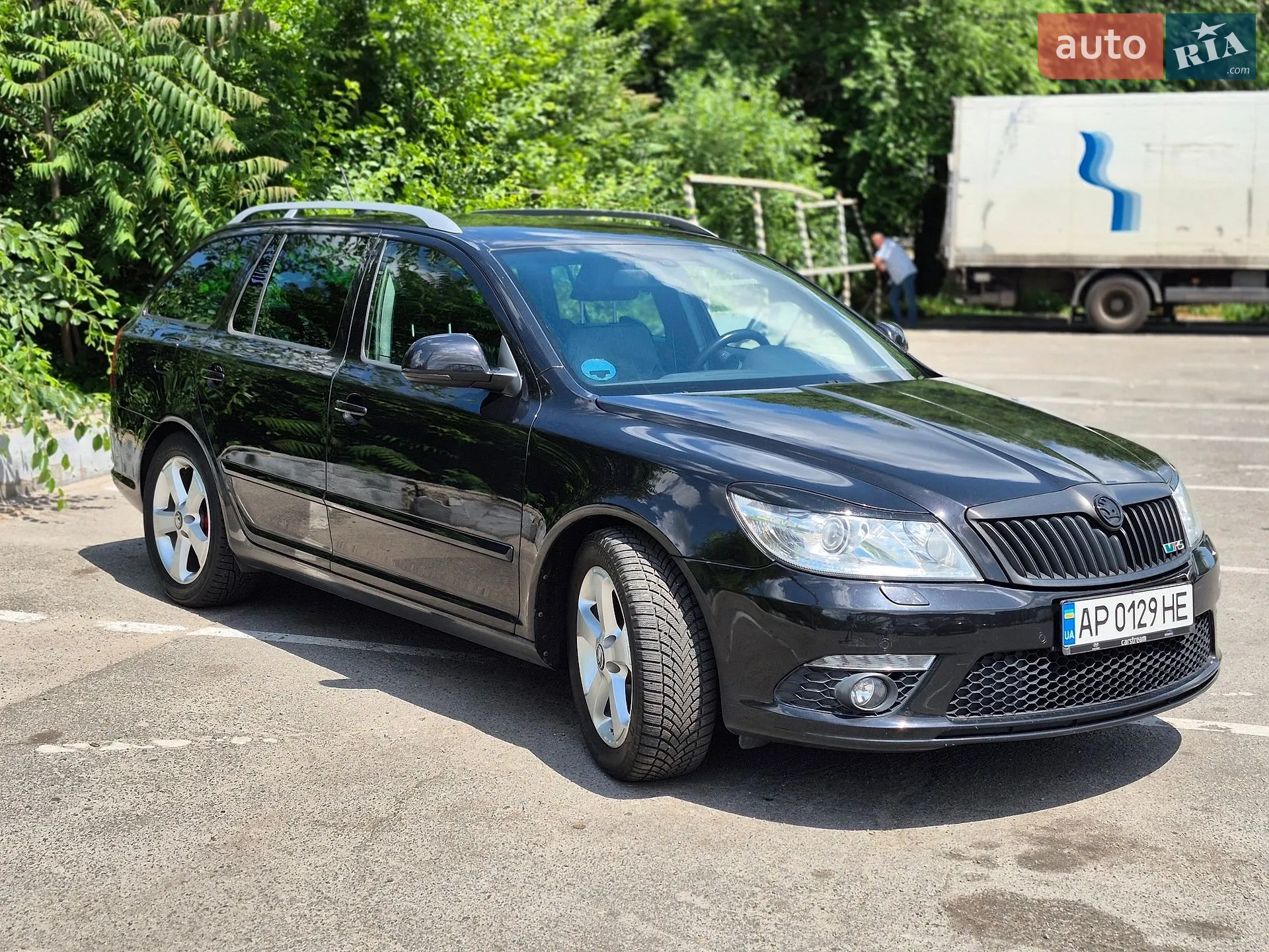 2011 Skoda Octavia - мініатюра 2