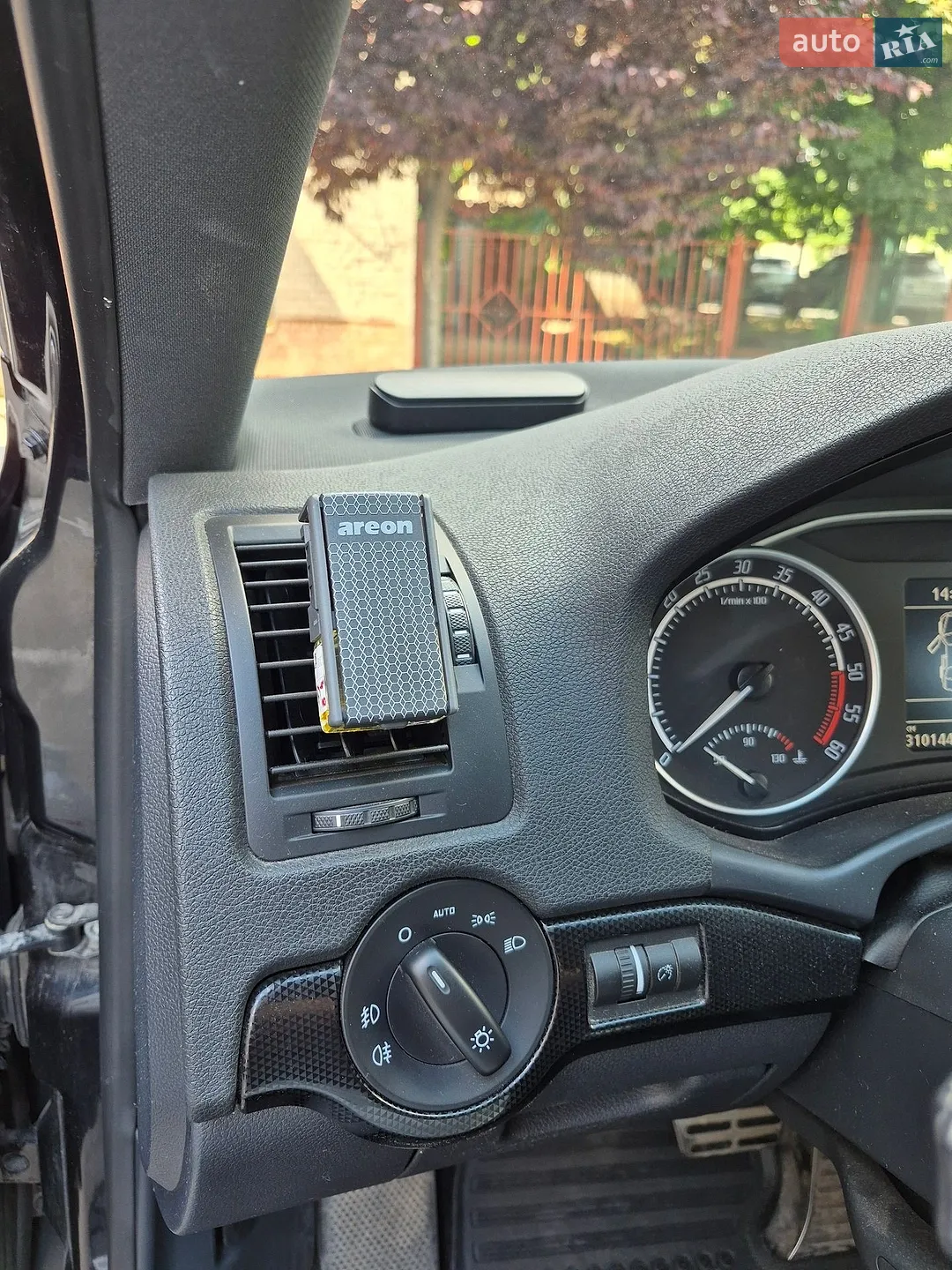 2011 Skoda Octavia - мініатюра 21