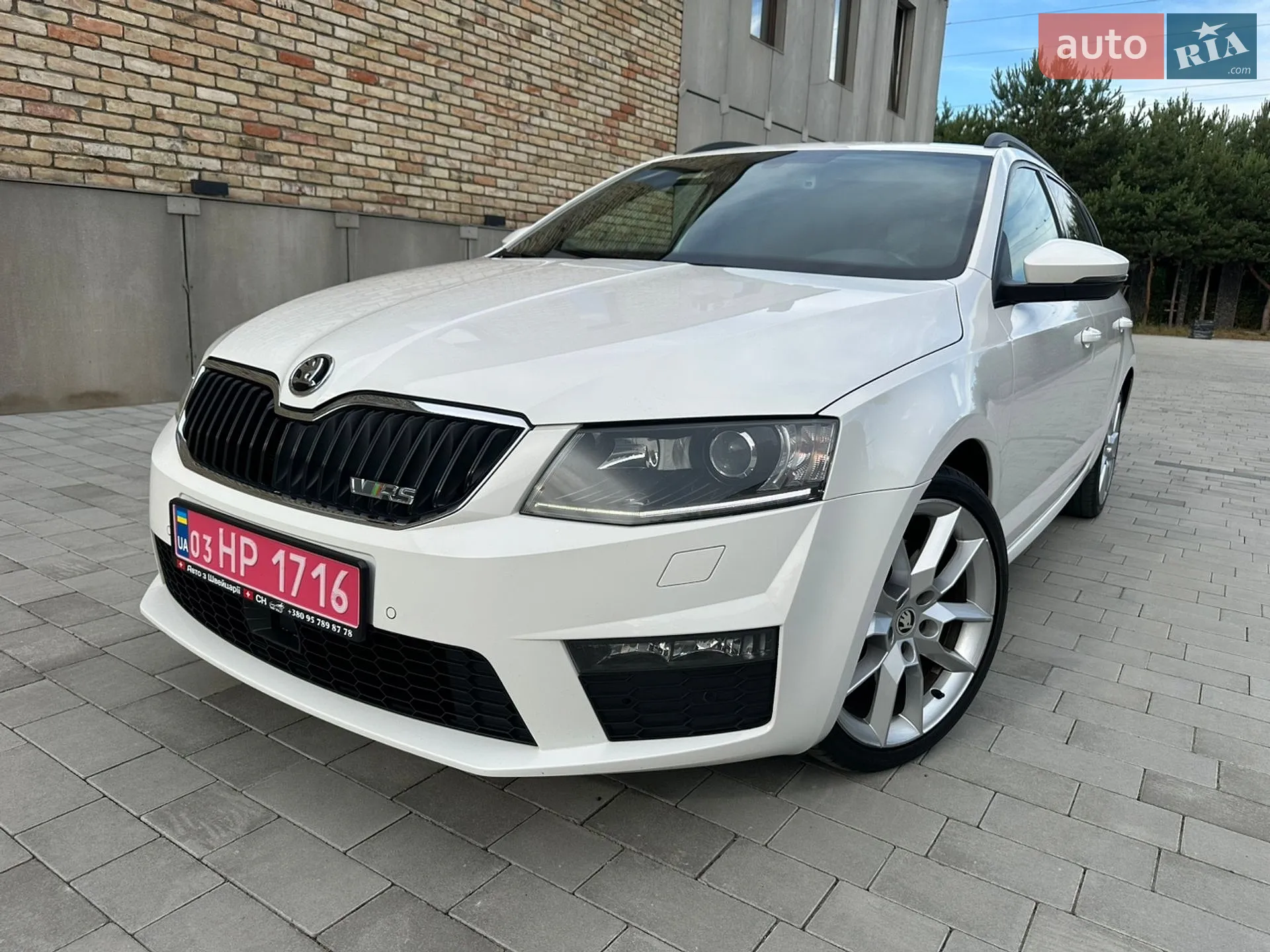 2016 Skoda Octavia - мініатюра 2