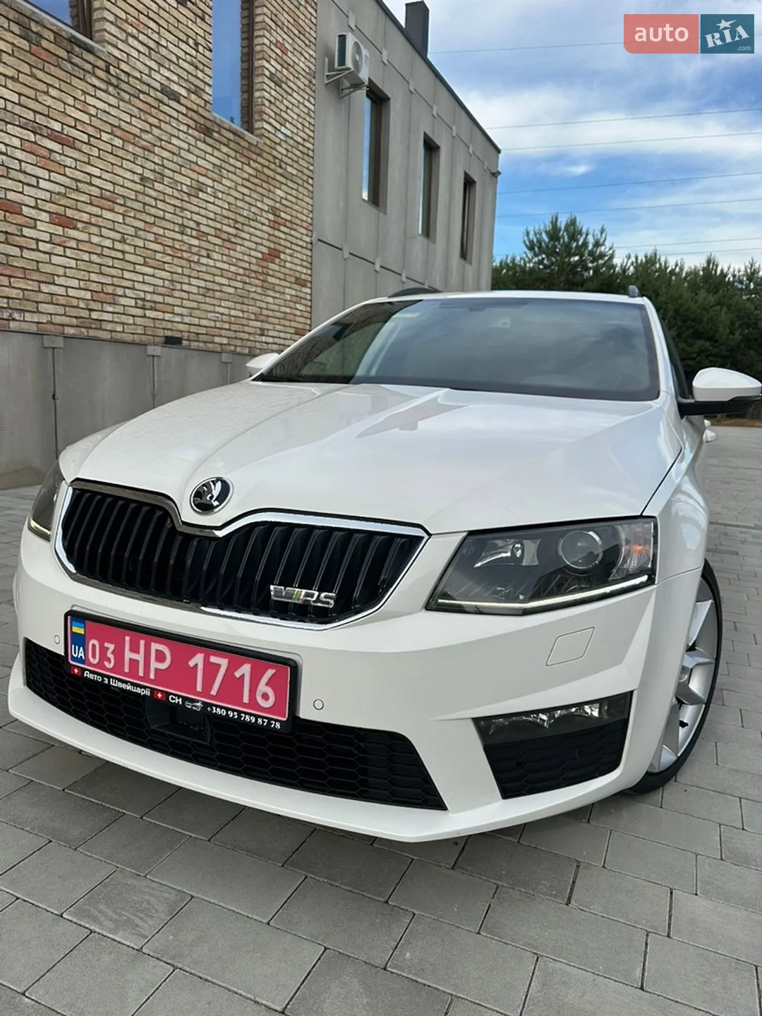 2016 Skoda Octavia - мініатюра 3