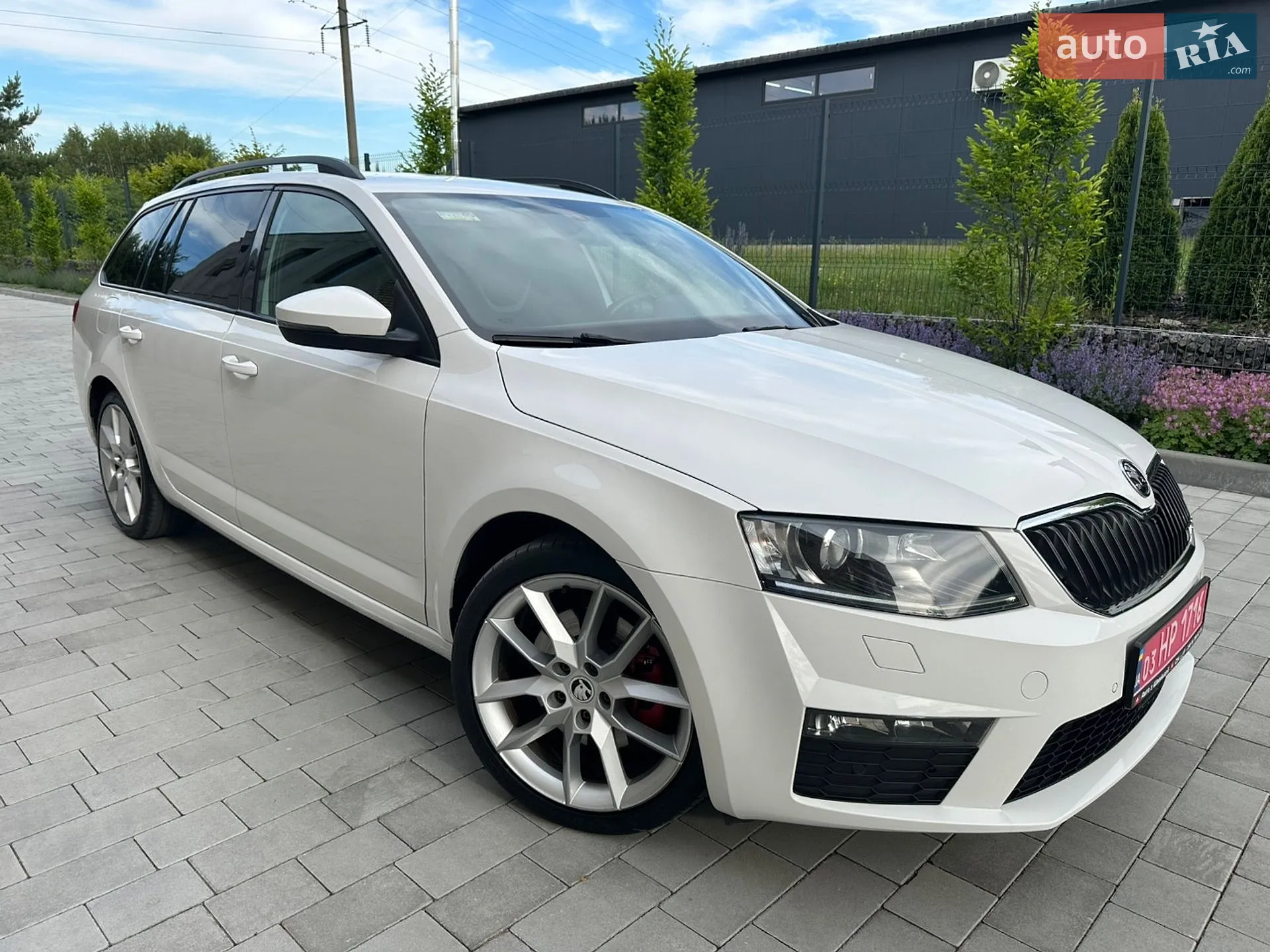 2016 Skoda Octavia - мініатюра 8