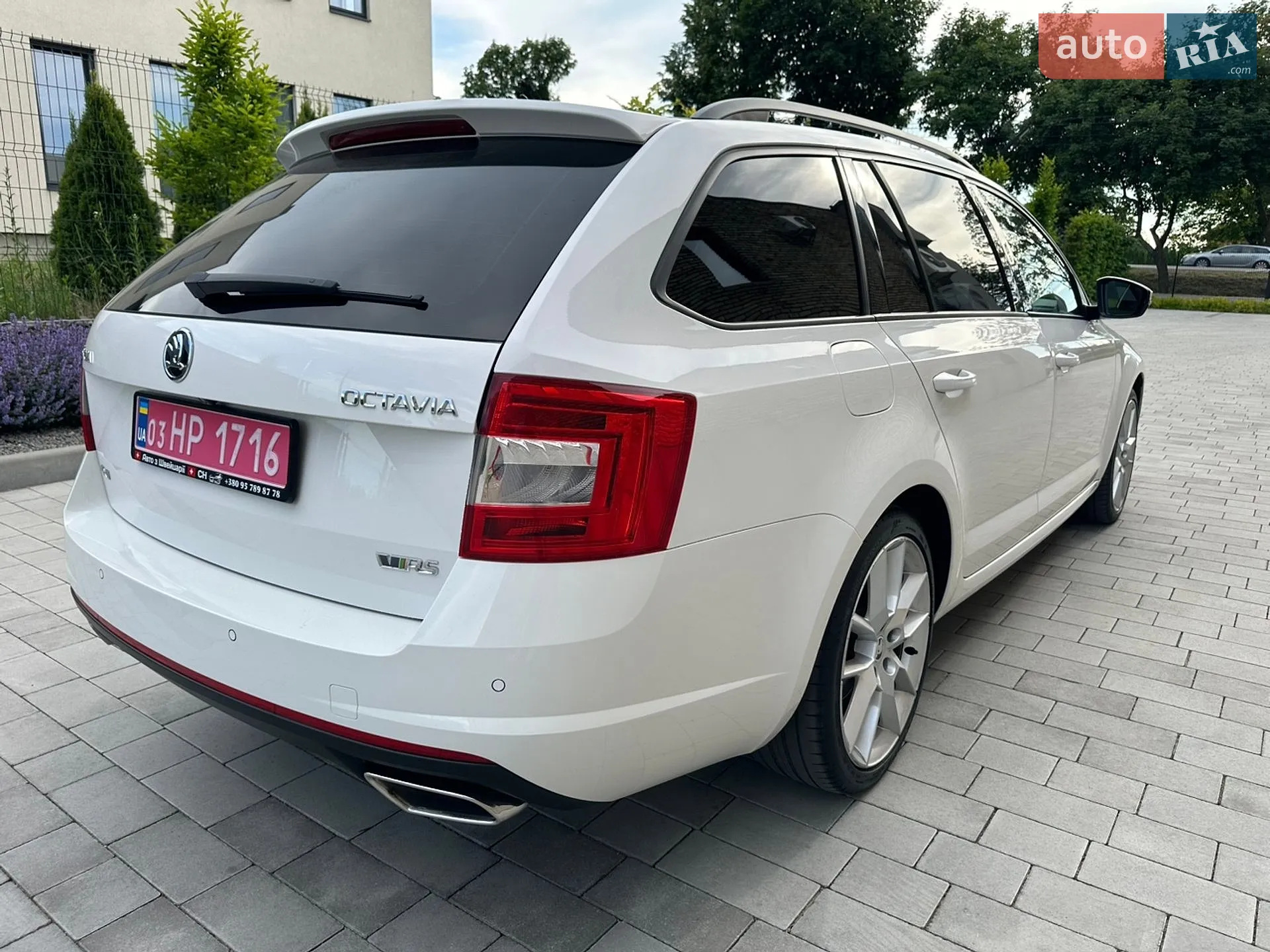 2016 Skoda Octavia - мініатюра 11